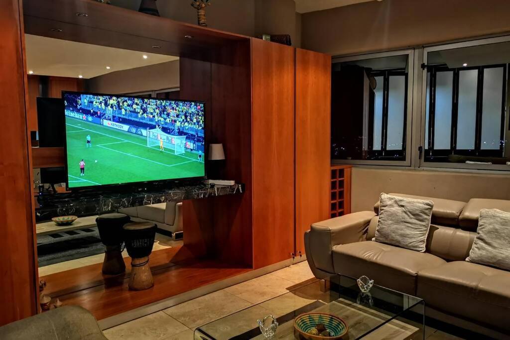 1507-Amazing Views & Unique Joburg Cbd Luxury Apartment Йоханесбург Екстериор снимка