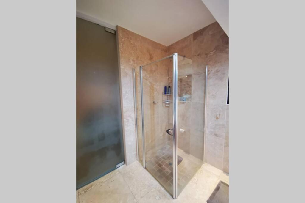 1507-Amazing Views & Unique Joburg Cbd Luxury Apartment Йоханесбург Екстериор снимка
